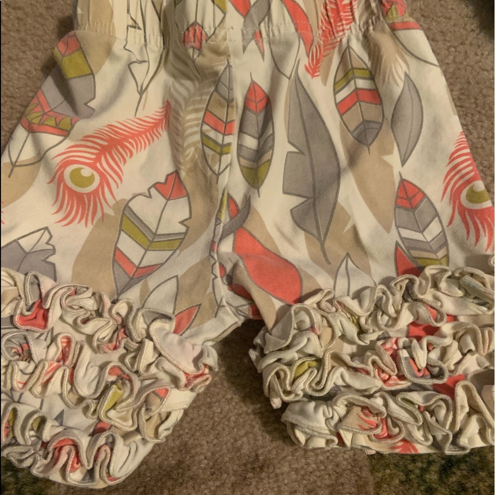Girls Ruffle shorts